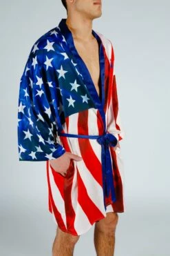 The Mascot | American Flag Bald Eagle Kimono -US Clothing Sales Store 02 18 Tropical USA 7120