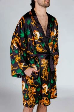 The Tamer | Tiger Print Satin Kimono -US Clothing Sales Store 03 18Hawaiians Suits Kimonos Overalls 2495